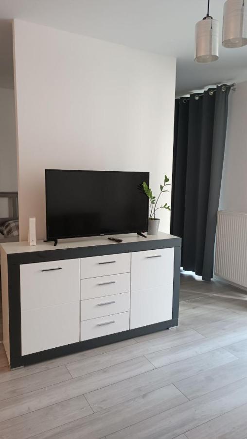 وارسو Apartment Z Ogrodkiem Na Warszawskiej Woli المظهر الخارجي الصورة
